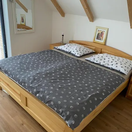 Tomba Apartmán Loučná pod Klínovcem